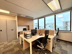 United Square (D11), Office #633724341